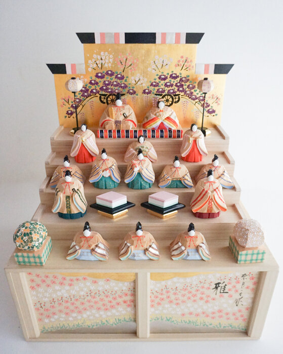 繭／奈良町南観光案内所：奈良一刀彫 荒木義人 段雛 販売のお知らせ